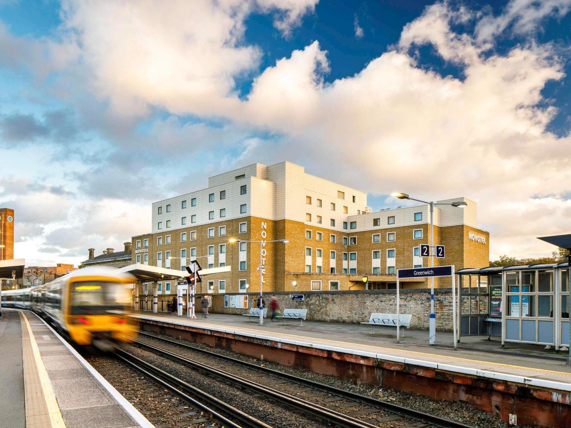 Novotel London Greenwich Exterior foto